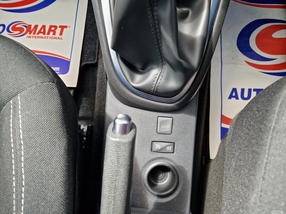 Renault Captur Hatchback, Diesel, 2019, Red