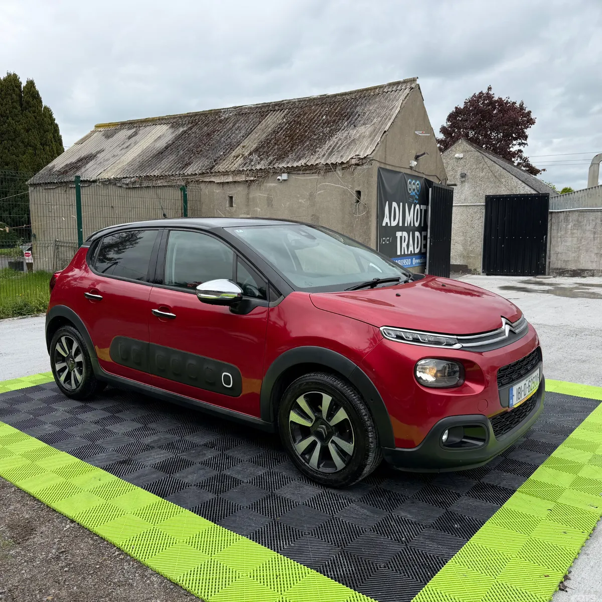 Citroen C3 Hatchback, Petrol, 2018, Red