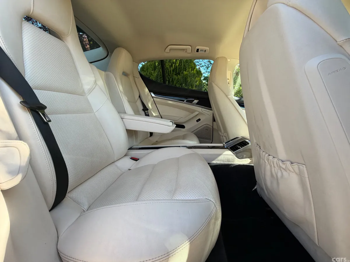 Porsche Panamera Hatchback, Diesel, 2015, Black