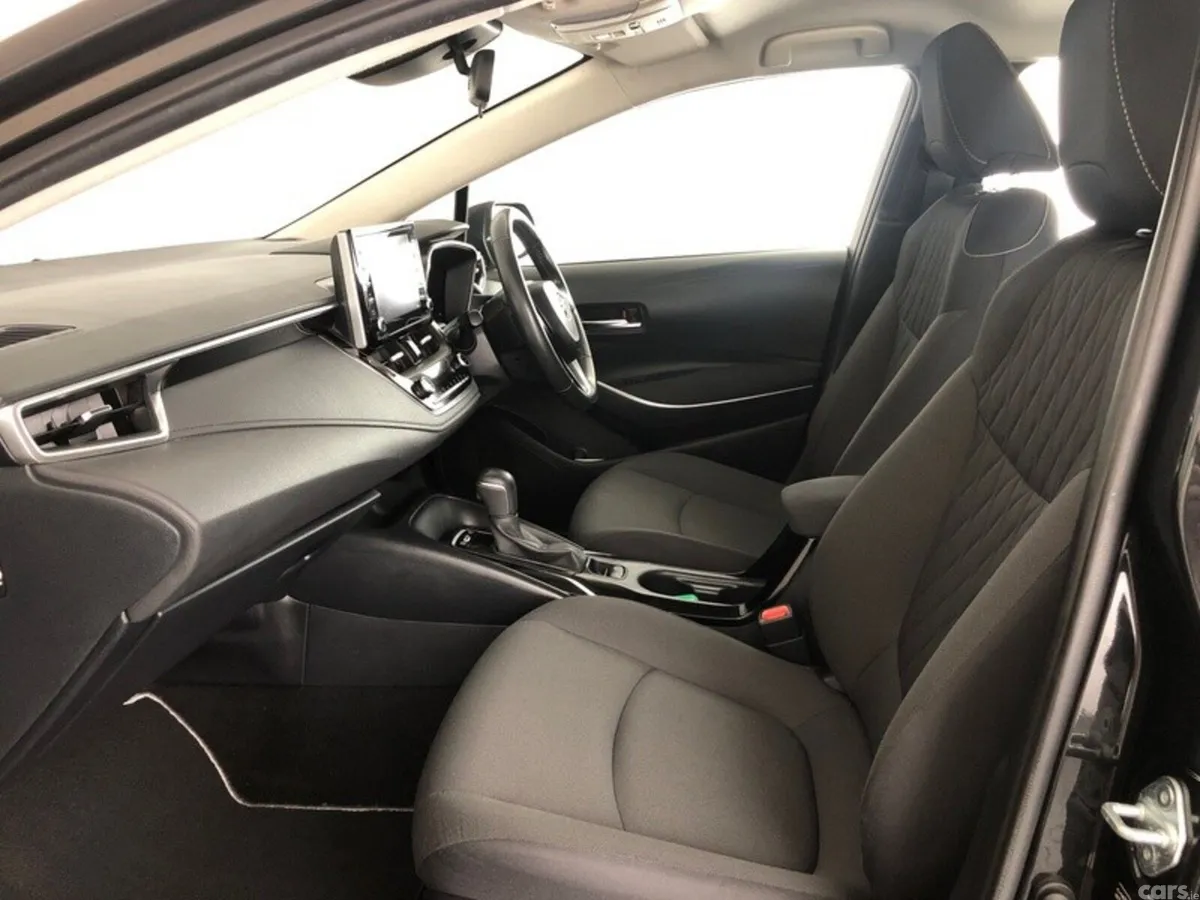 Toyota Corolla Saloon, Petrol Hybrid, 2019, Black