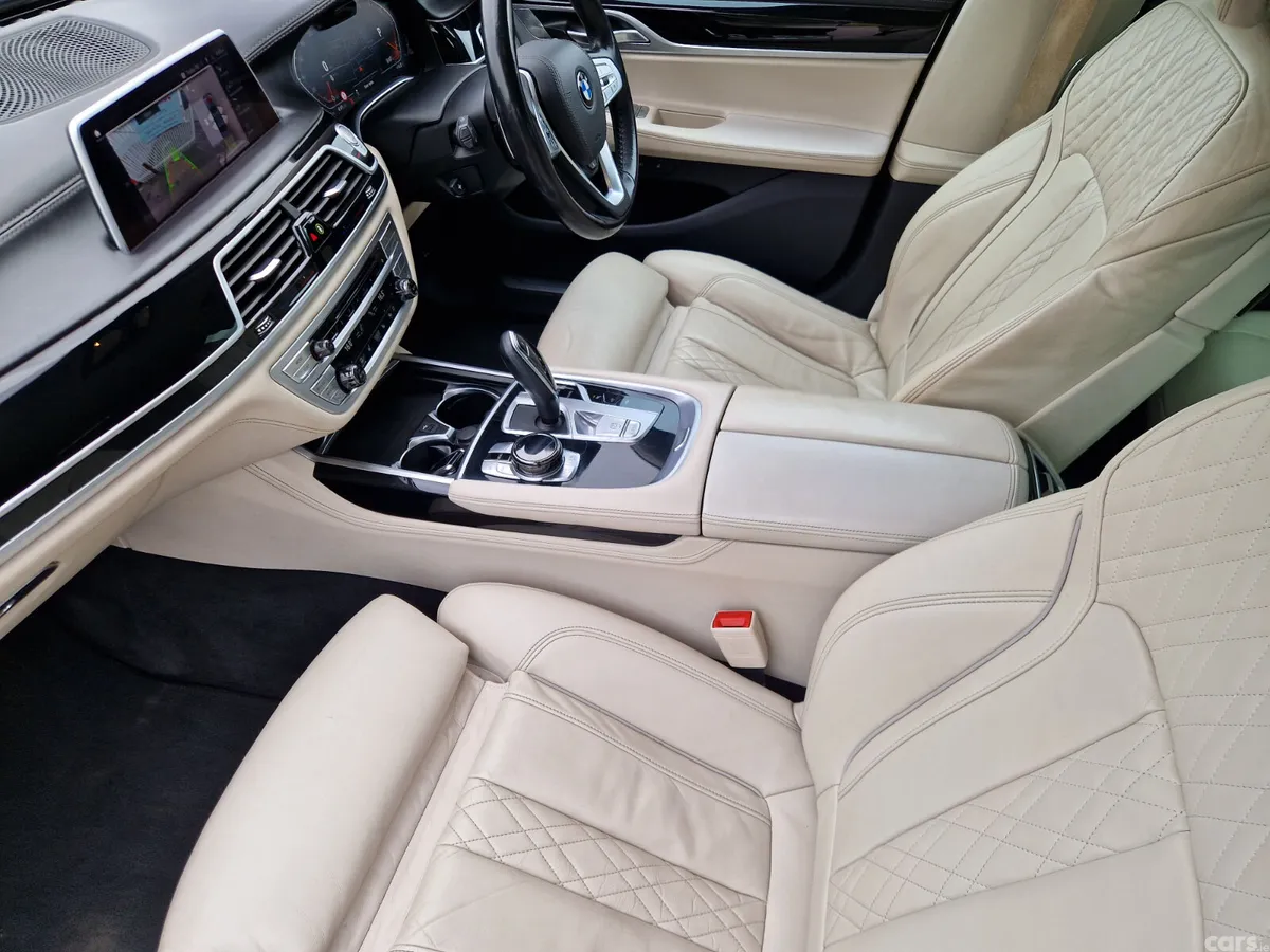 BMW 7-Series Saloon, Diesel, 2019, Grey