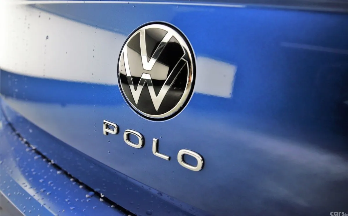 Volkswagen Polo Hatchback, Petrol, 2021, Blue