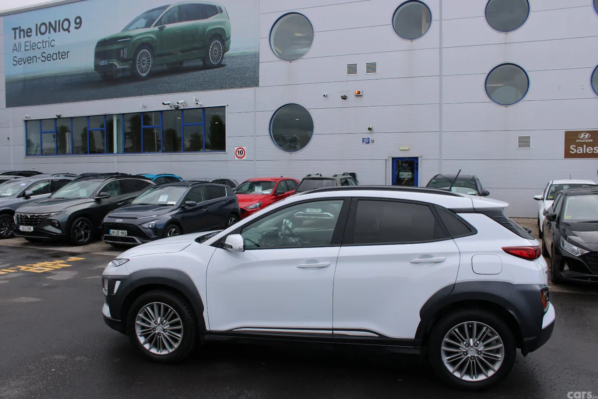 Hyundai KONA MPV, Diesel, 2019, White