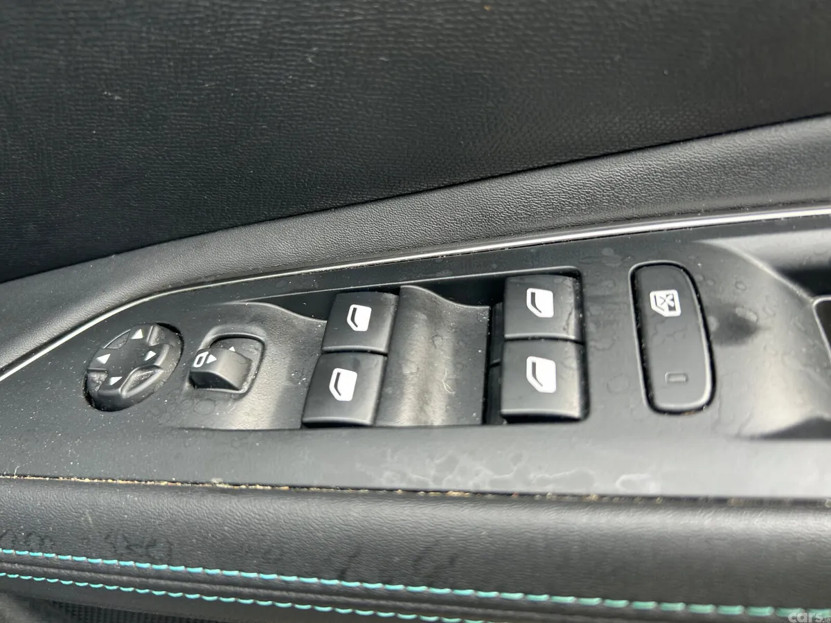 Peugeot 3008 MPV, Diesel, 2022, Blue