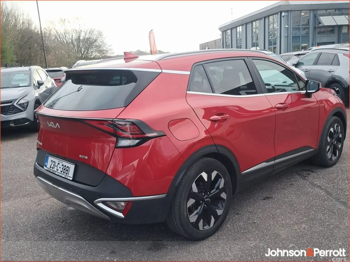 Kia Sportage SUV, Petrol Plug-in Hybrid, 2023, Red