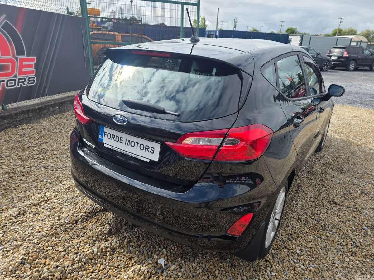 Ford Fiesta Hatchback, Petrol, 2018, Black