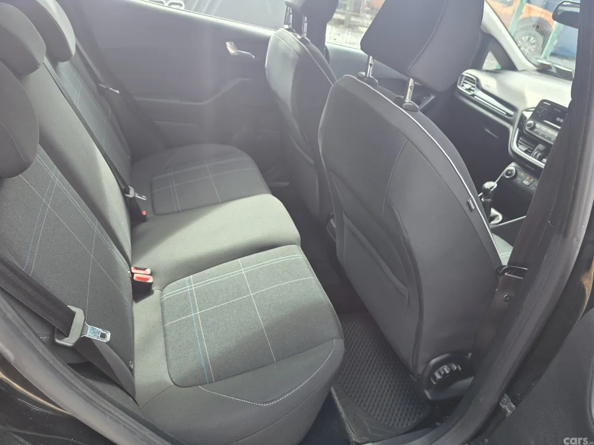 Ford Fiesta Hatchback, Petrol, 2018, Black