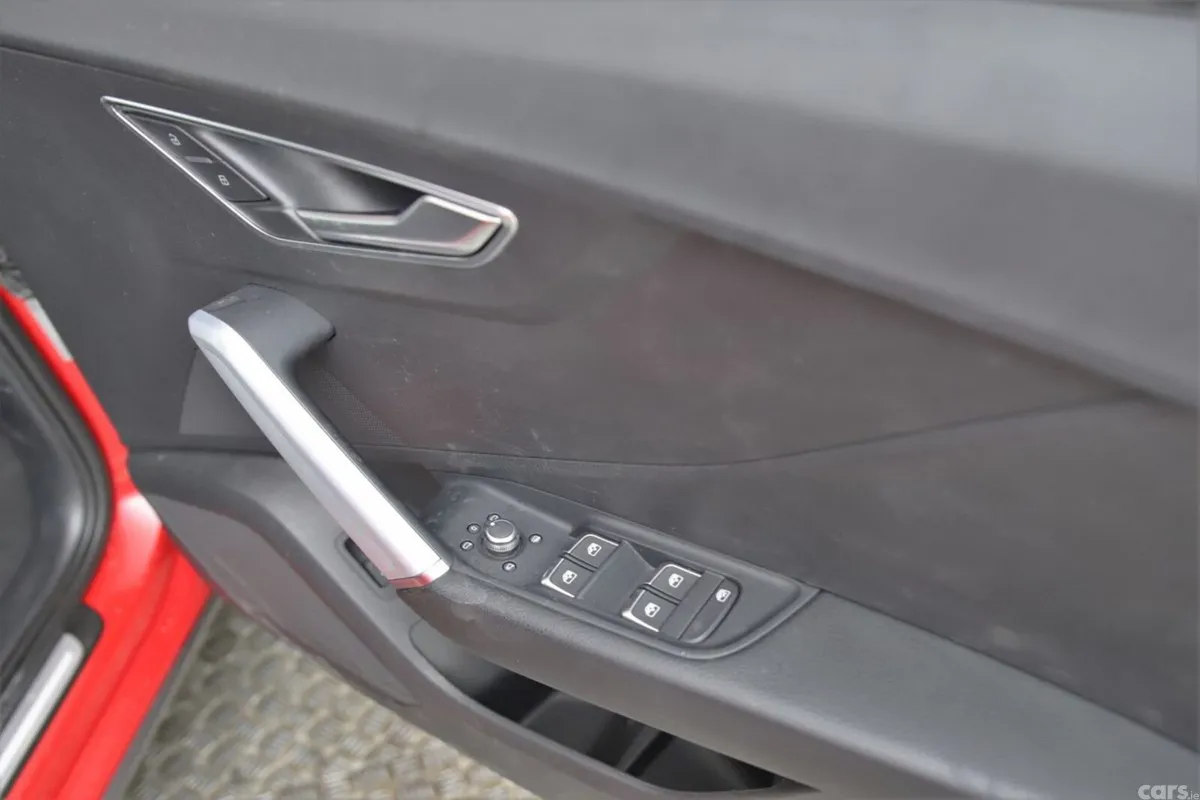Audi Q2 SUV, Petrol, 2020, Red