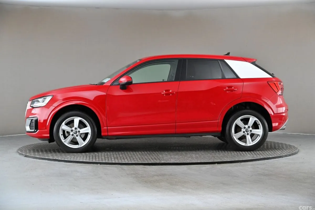 Audi Q2 SUV, Petrol, 2020, Red