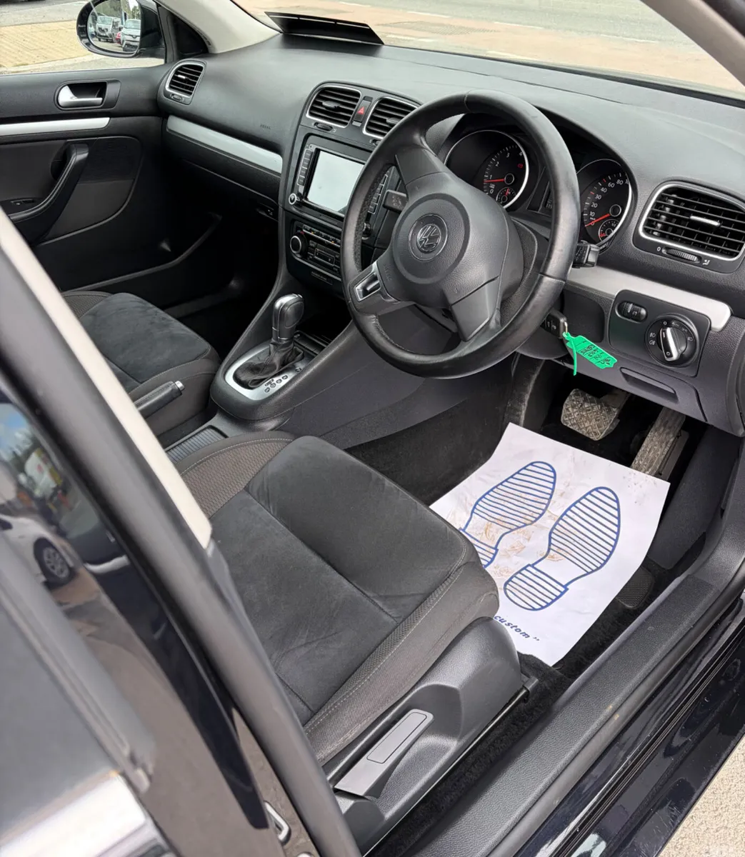Volkswagen Golf Estate, Petrol Hybrid, 2012, Black