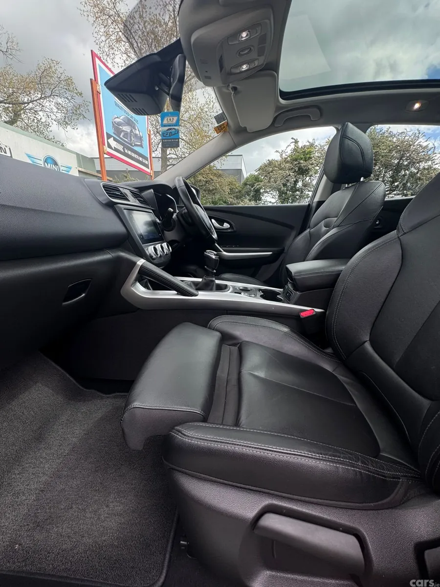 Renault Kadjar SUV, Diesel, 2019, Grey