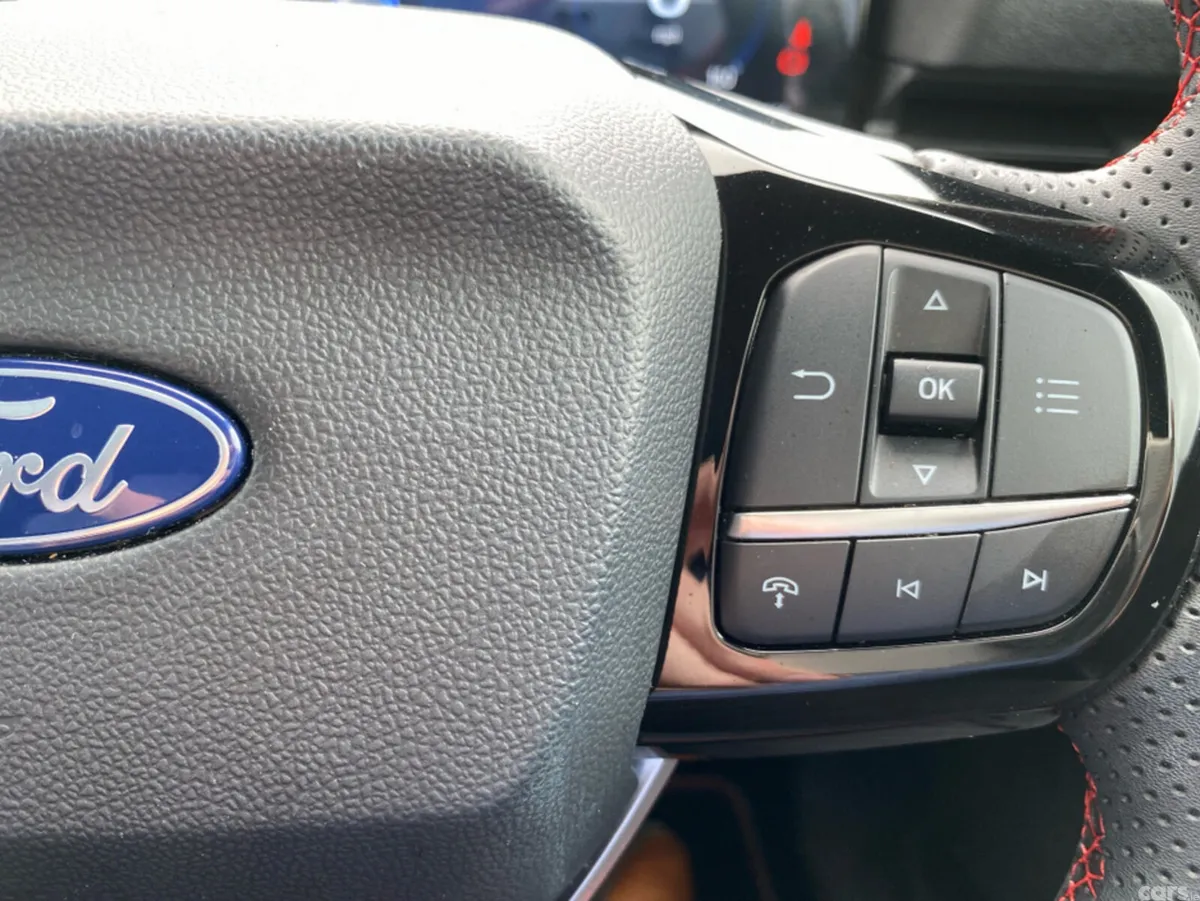 Ford Puma MPV, Petrol Hybrid, 2025, White