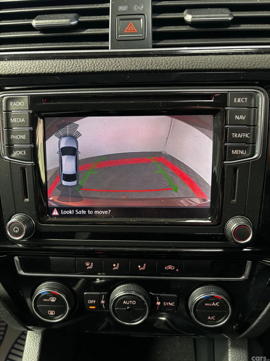 Volkswagen Jetta Saloon, Diesel, 2017, Brown