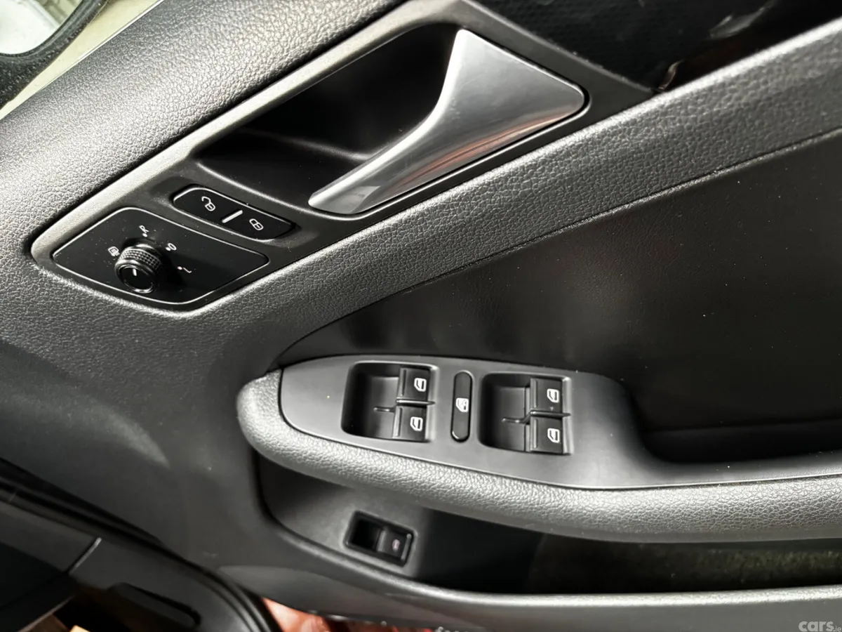 Volkswagen Jetta Saloon, Diesel, 2017, Brown