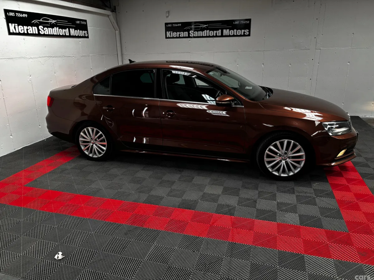 Volkswagen Jetta Saloon, Diesel, 2017, Brown