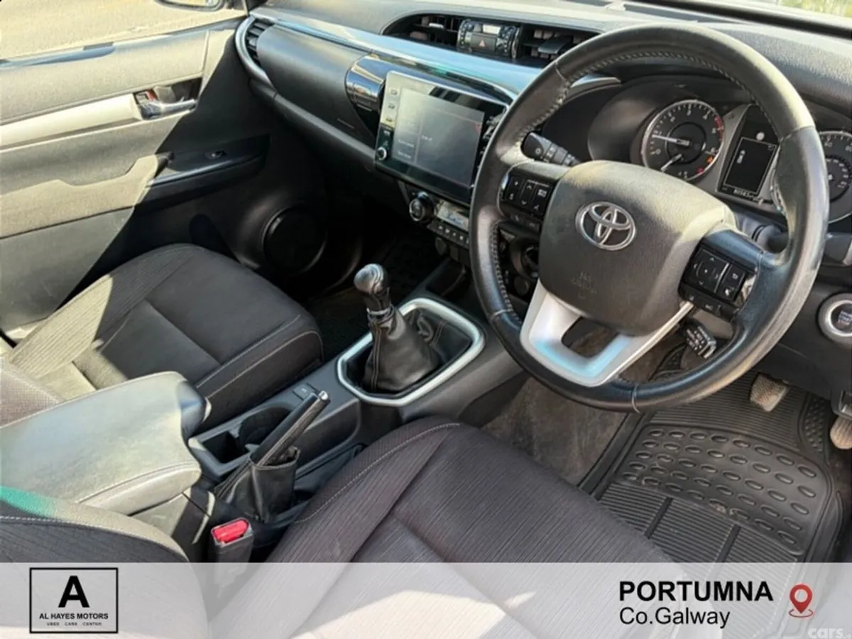 Toyota Hilux Pick Up, Diesel, 2022, Grey