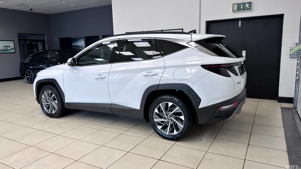 Hyundai Tucson SUV, Diesel, 2023, White
