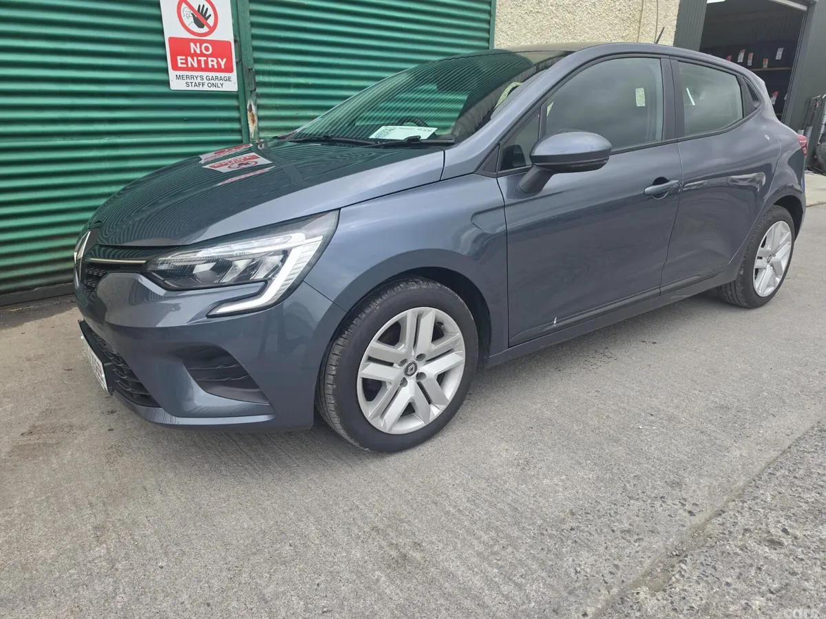Renault Clio Hatchback, Petrol, 2022, Grey