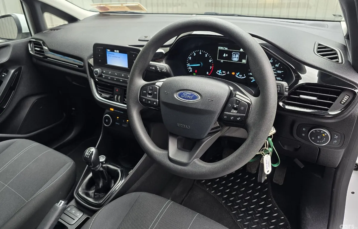 Ford Fiesta Hatchback, Petrol, 2018, White