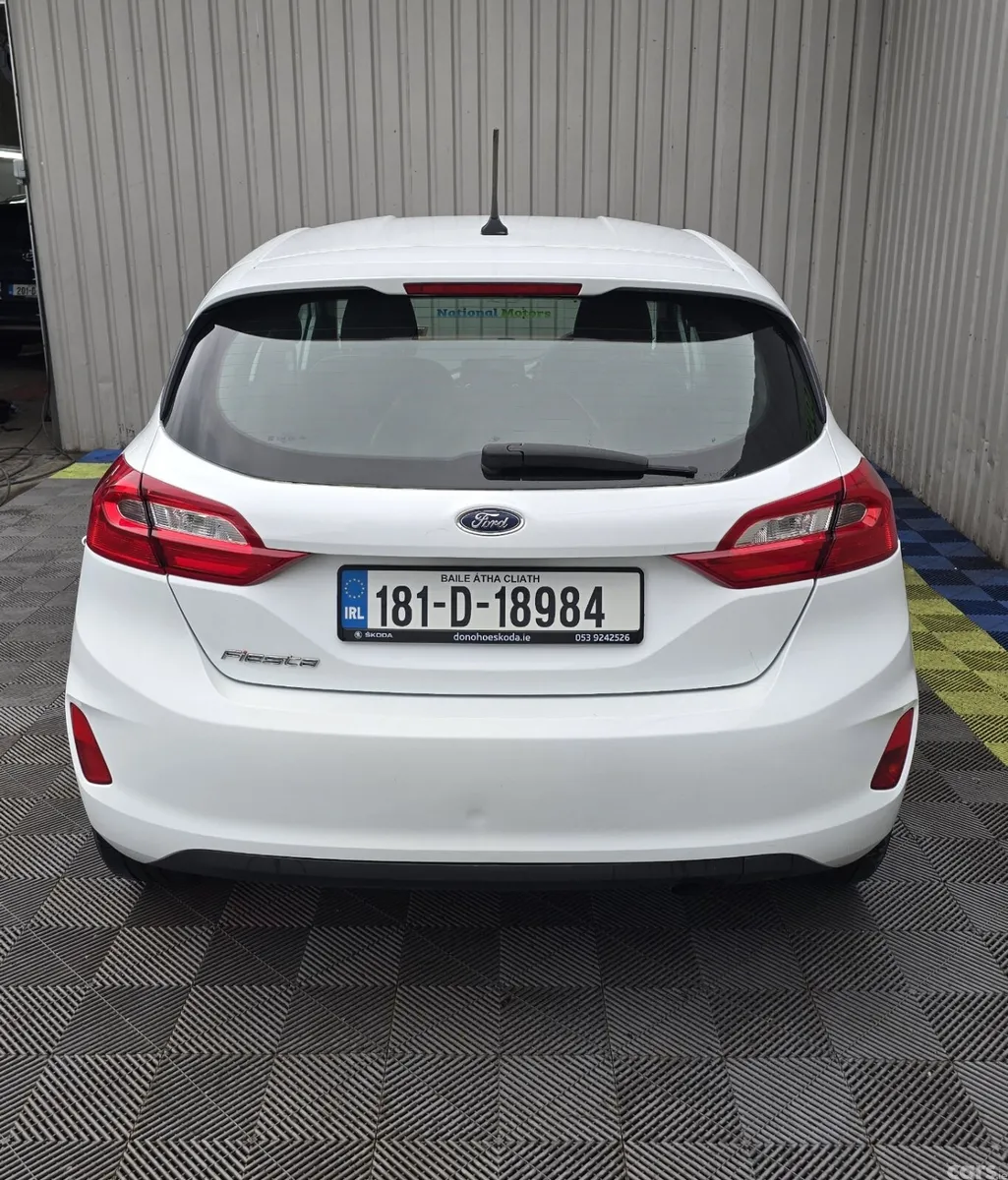Ford Fiesta Hatchback, Petrol, 2018, White
