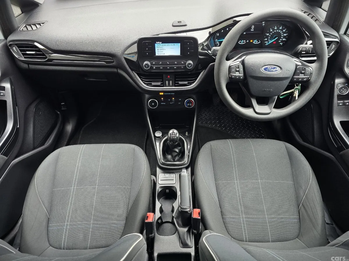 Ford Fiesta Hatchback, Petrol, 2018, White