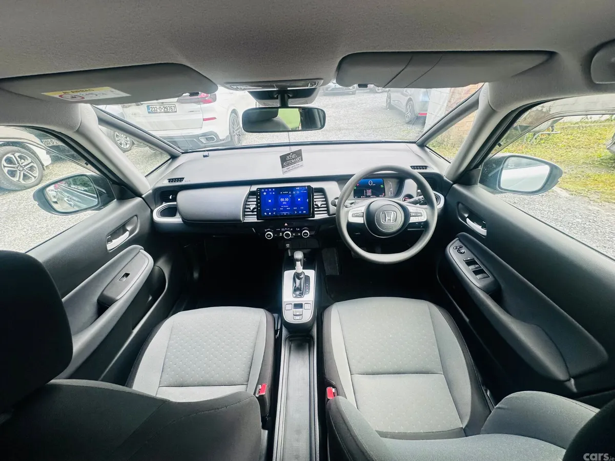Honda Fit Hatchback, Petrol Hybrid, 2020, Silver