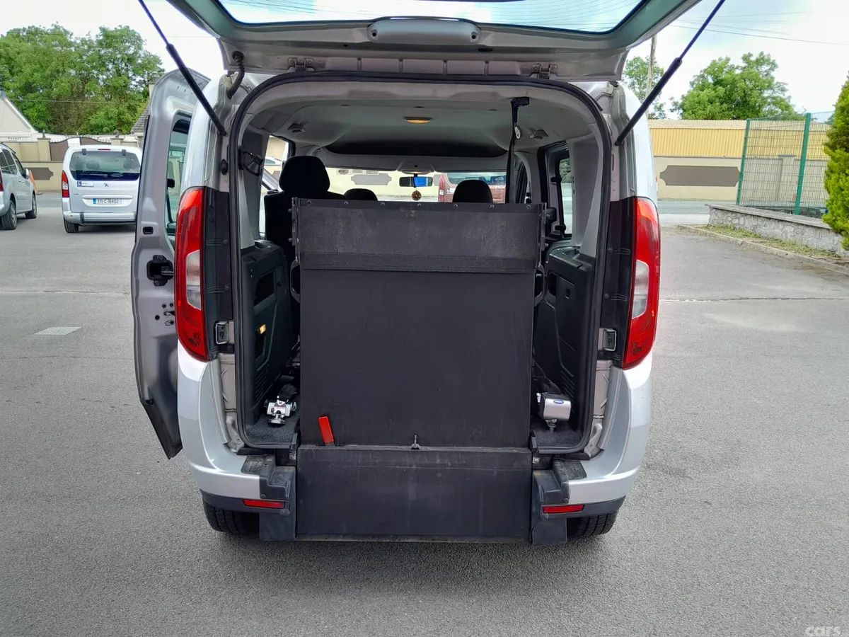Fiat Doblo MPV, Diesel, 2017, Grey
