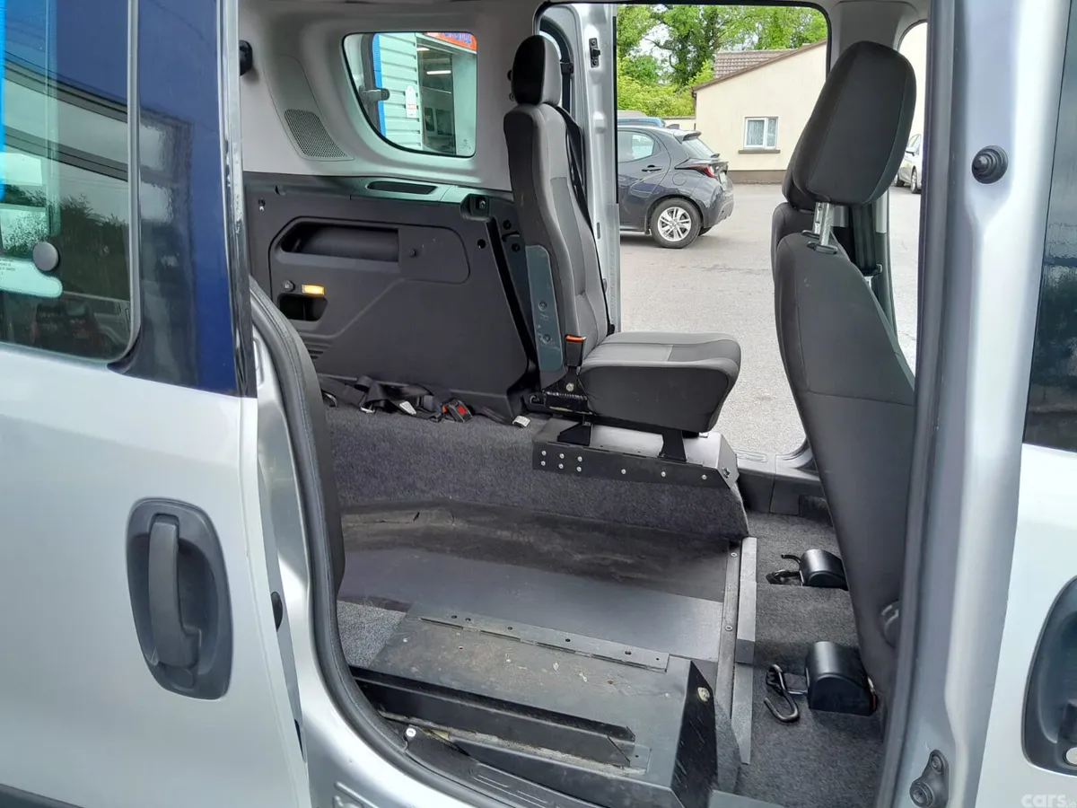 Fiat Doblo MPV, Diesel, 2017, Grey
