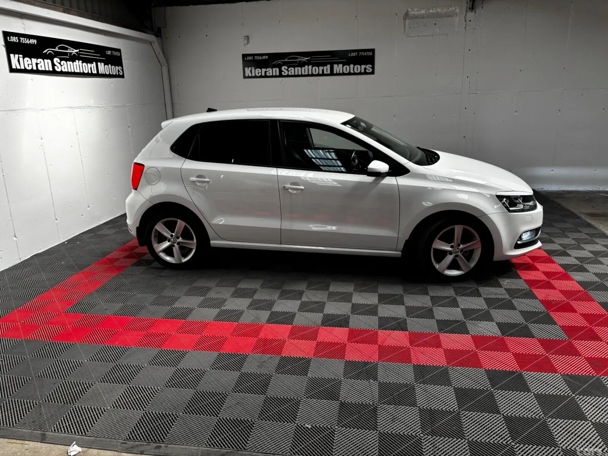 Volkswagen Polo Hatchback, Petrol, 2016, White