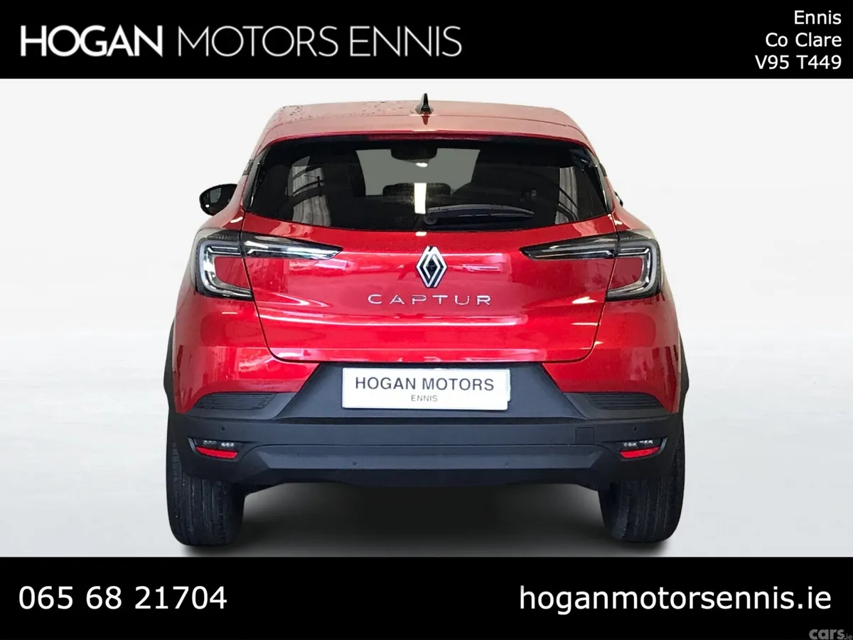 Renault Captur Hatchback, Petrol, 2026, Red