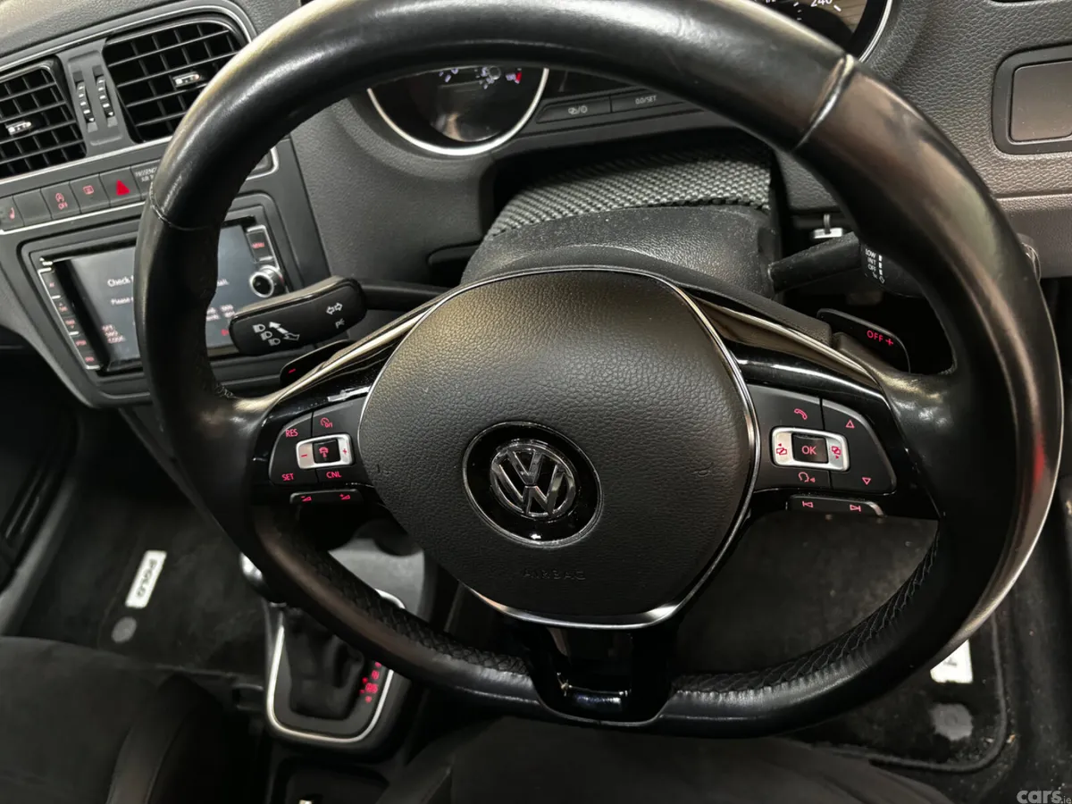 Volkswagen Polo Hatchback, Petrol, 2016, White