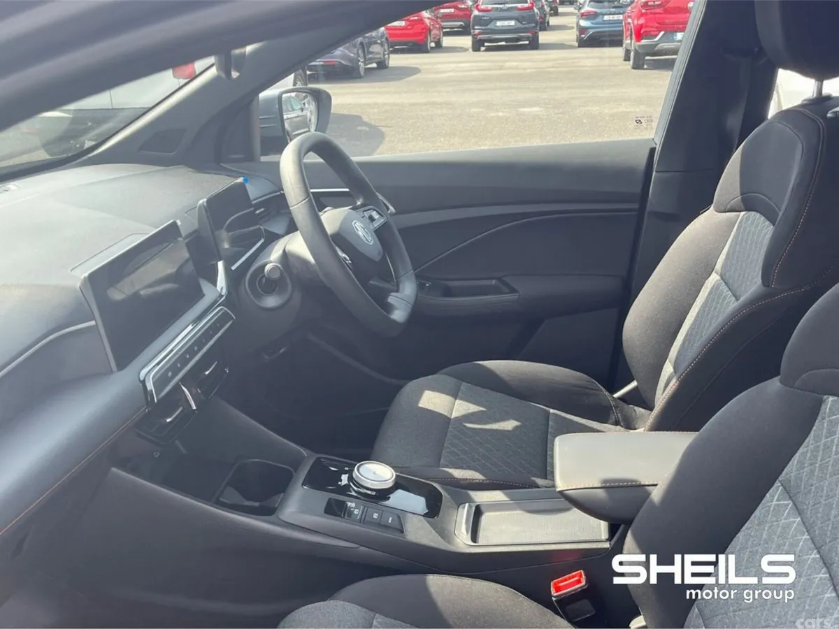 MG MG3 Hatchback, Petrol Hybrid, 2025, Grey