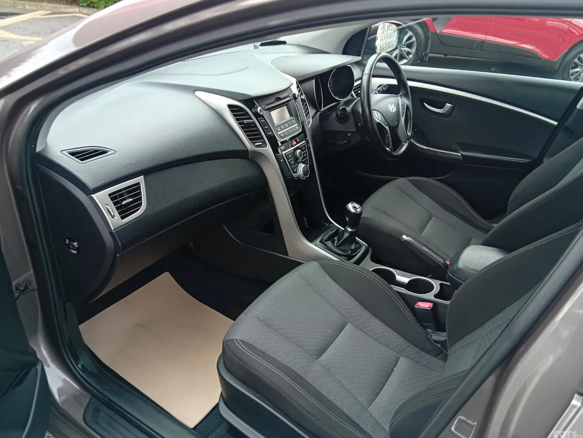 Hyundai i30 Estate, Diesel, 2015, Brown