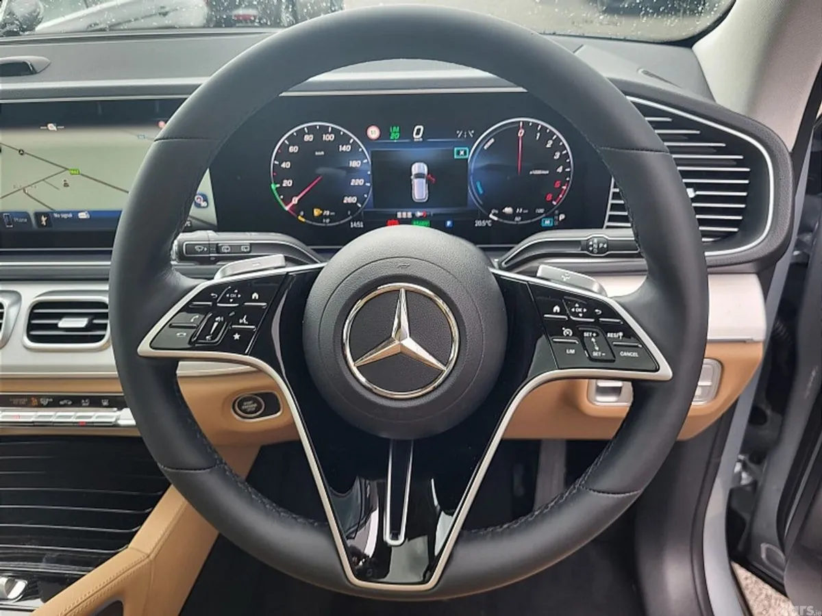 Mercedes-Benz GLE SUV, Diesel Plug-in Hybrid, 2027, Silver