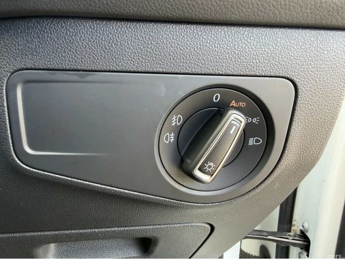Volkswagen Tiguan SUV, Diesel, 2018, White
