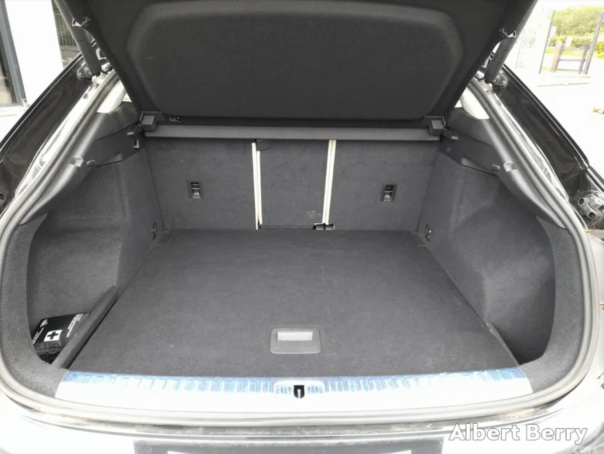 Audi Q3 Hatchback, Diesel, 2020, Black