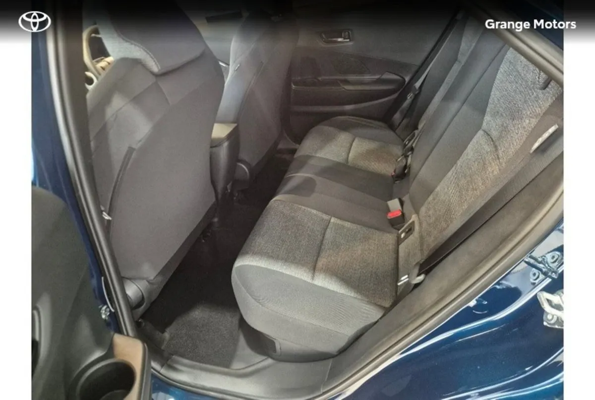 Toyota C-HR SUV, Petrol Hybrid, 2026, Blue