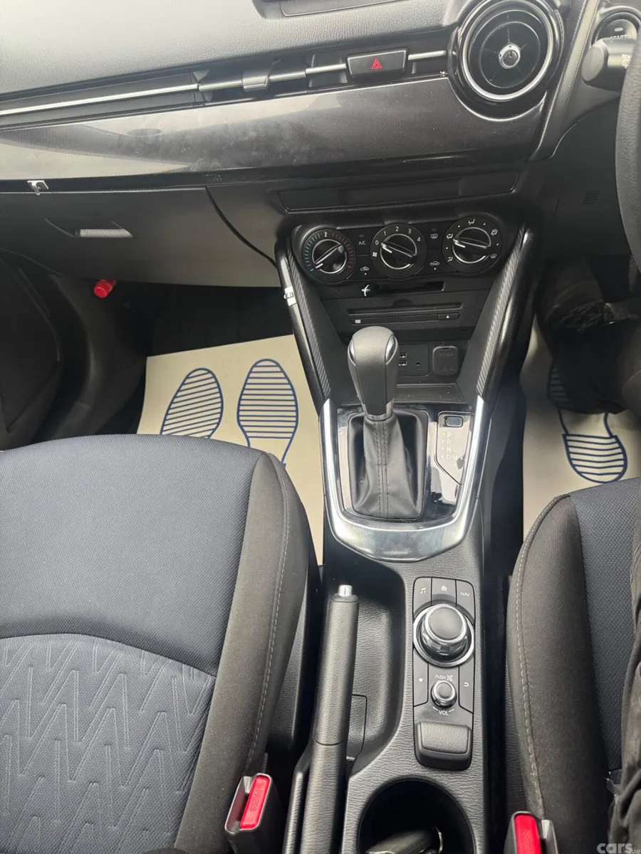 Mazda Demio MPV, Diesel, 2015, Brown