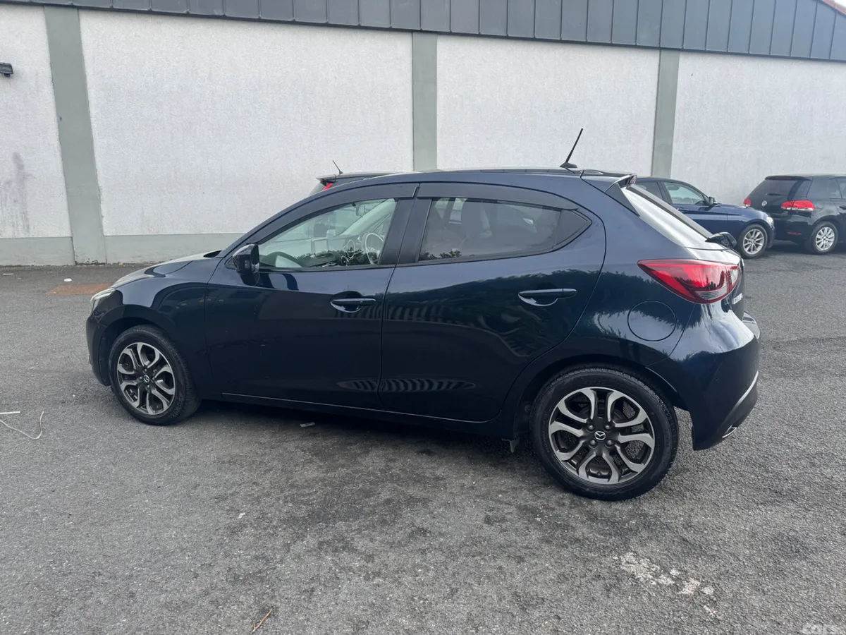 Mazda Demio Hatchback, Diesel, 2015, Blue