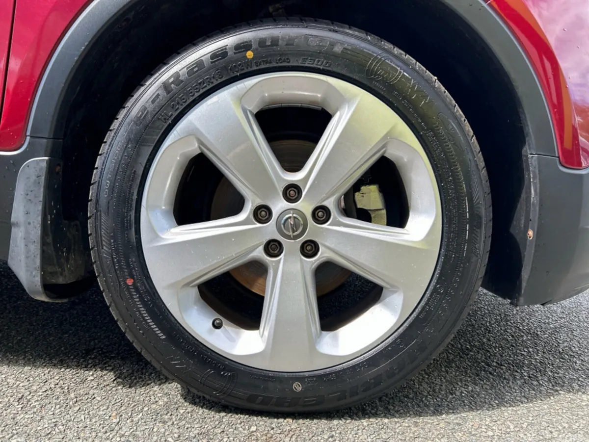 Opel Mokka Hatchback, Diesel, 2015, Red