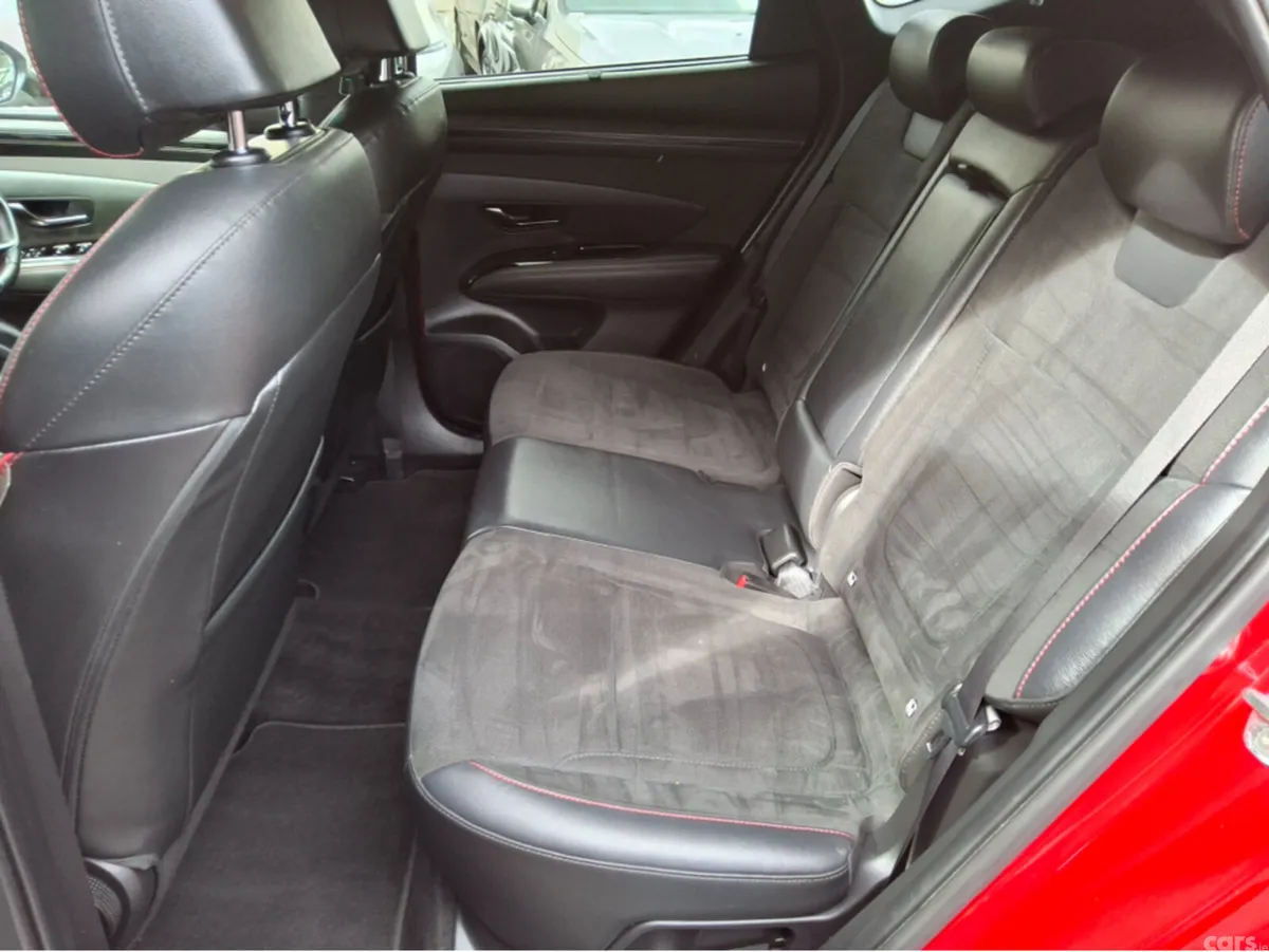 Hyundai Tucson MPV, Petrol Plug-in Hybrid, 2023, Red