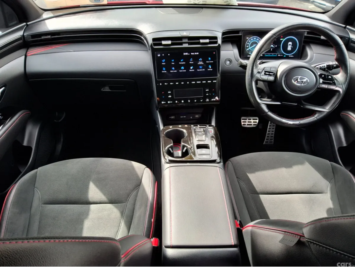 Hyundai Tucson MPV, Petrol Plug-in Hybrid, 2023, Red