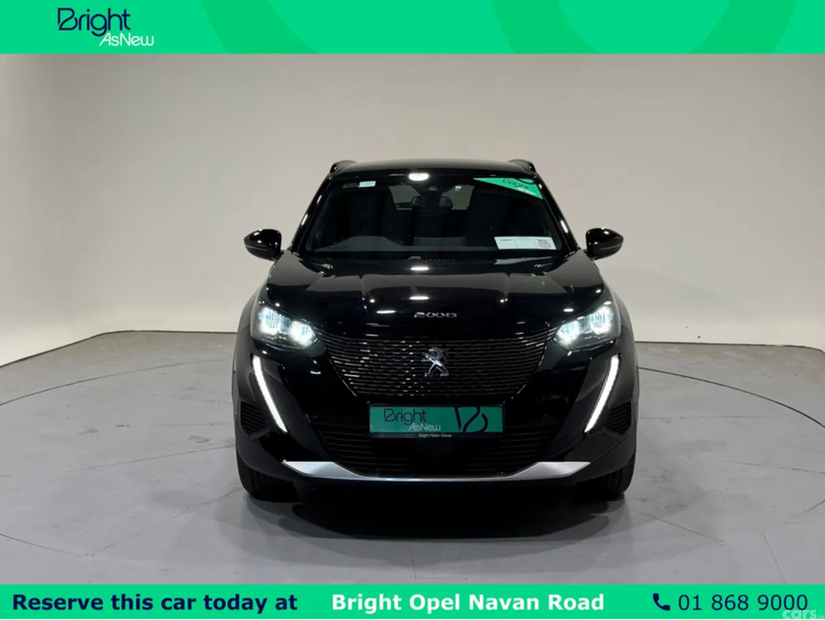 Peugeot 2008 MPV, Petrol, 2023, Black