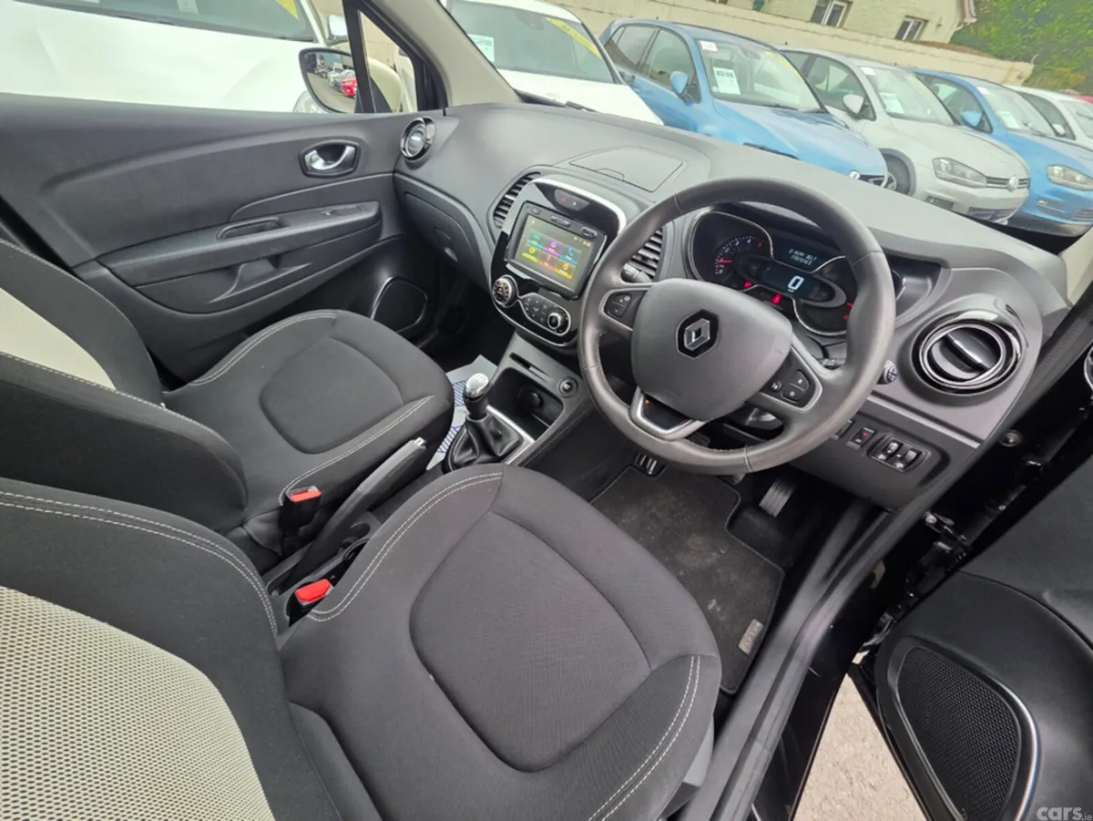 Renault Captur Hatchback, Diesel, 2019, Black