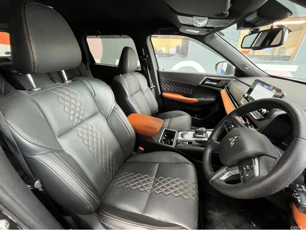 Mitsubishi Outlander SUV, Petrol Plug-in Hybrid, 2024, Grey