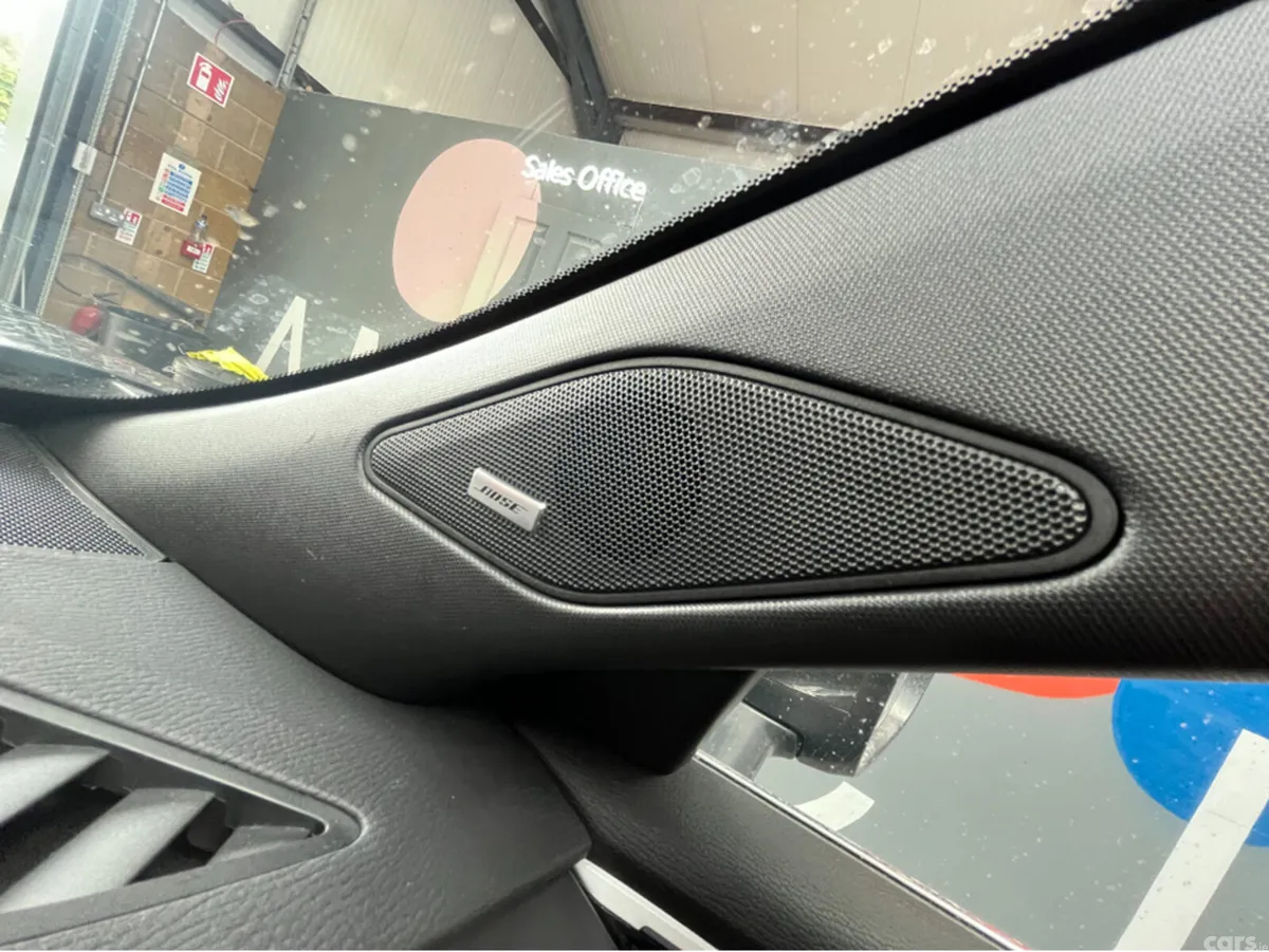 Mitsubishi Outlander SUV, Petrol Plug-in Hybrid, 2024, Grey