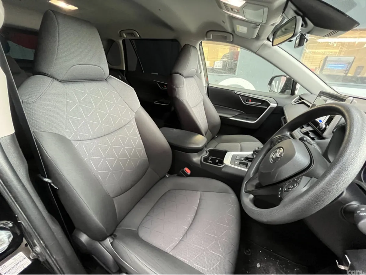 Toyota RAV4 SUV, Petrol Hybrid, 2023, Black