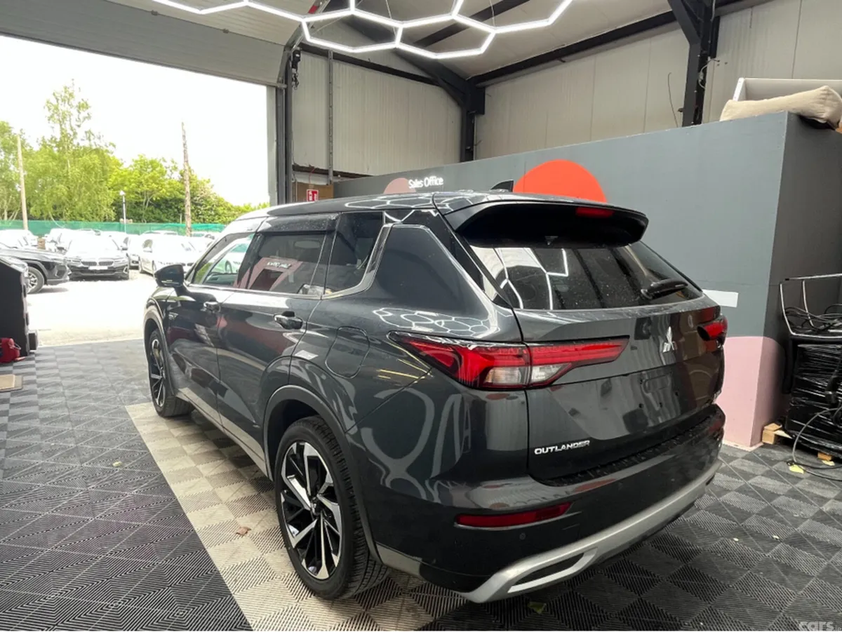 Mitsubishi Outlander SUV, Petrol Plug-in Hybrid, 2024, Grey