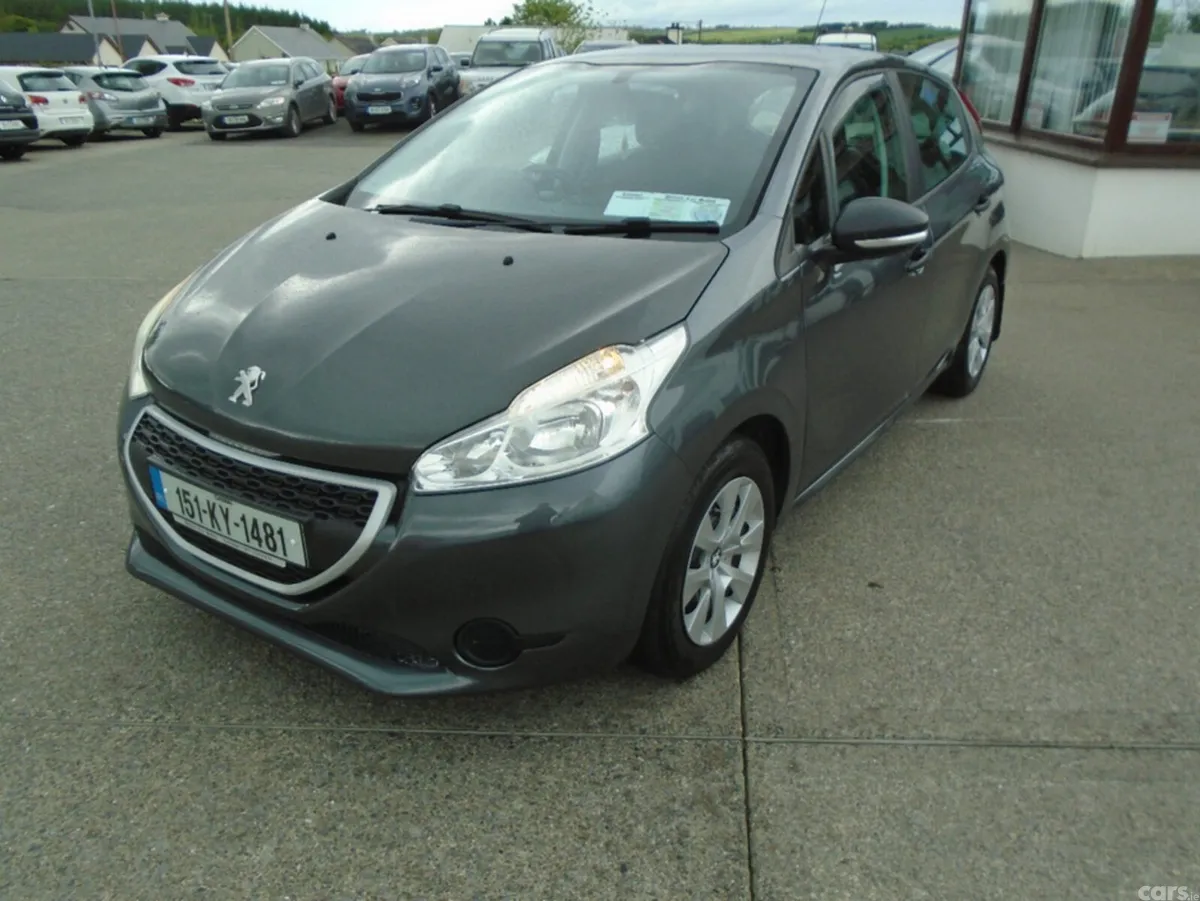Peugeot 208 Hatchback, Diesel, 2015, Grey