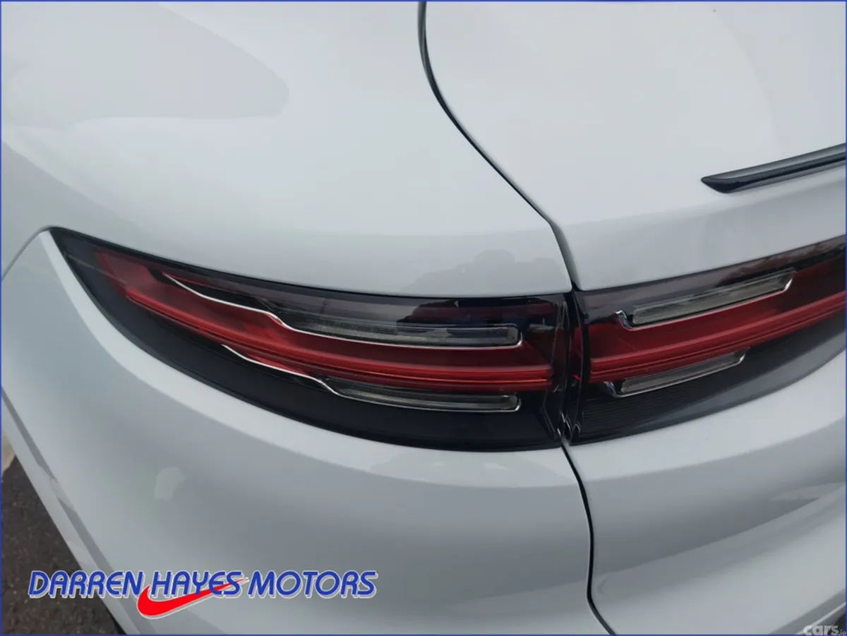 Porsche Cayenne SUV, Petrol Plug-in Hybrid, 2021, White